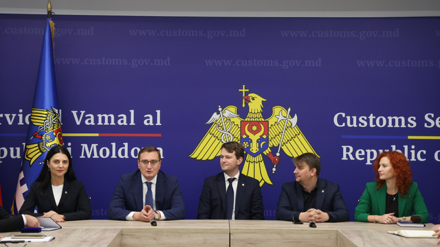 Noul director al Serviciului Vamal a fost prezentat efectivului instituției. Radu Vrabie: Vom continua digitalizarea și reformele (FOTO) 