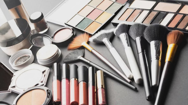 ANSP a depistat produse cosmetice cu substanțe interzise, importate din Rusia