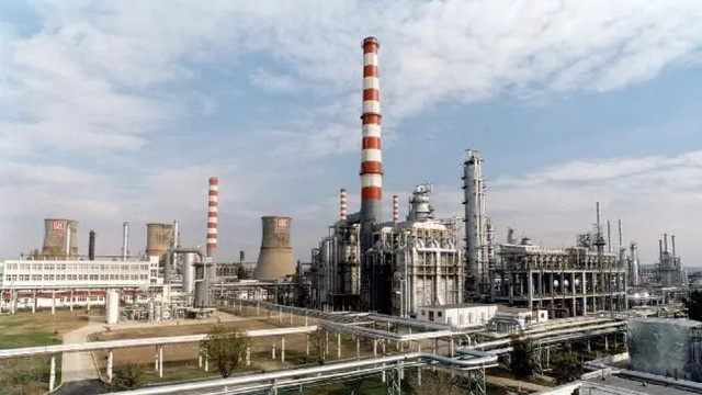 Ministrul Energiei de la București: Trebuie să preluăm rapid controlul asupra companiei Lukoil din România și Republica Moldova