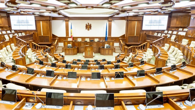Două deputate din fracțiunea „Partidul Nostru” au renunțat la mandatele din Parlament 