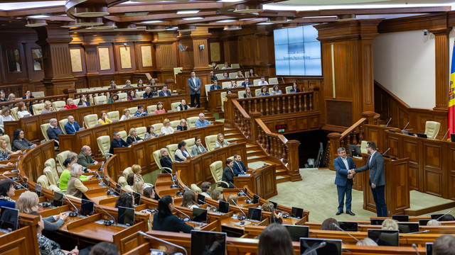 Victor Agrici este noul Secretar general al Parlamentului. Igor Grosu a semnat dispoziția de numire în funcție 
