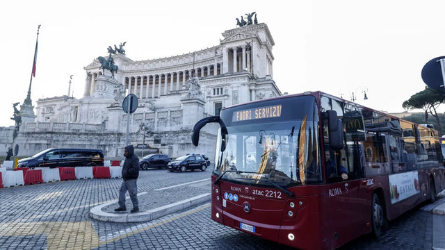 O grevă generală va paraliza transportul local, aerian și feroviar din Italia

