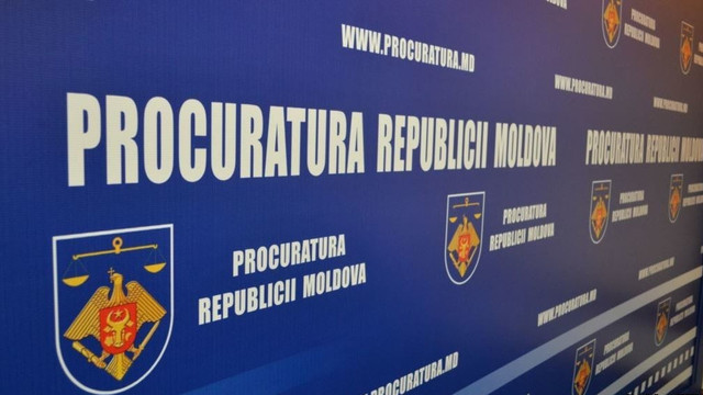 Trei procurori au fost eliberați din funcție pentru fapte de corupție. Cine sunt aceștia