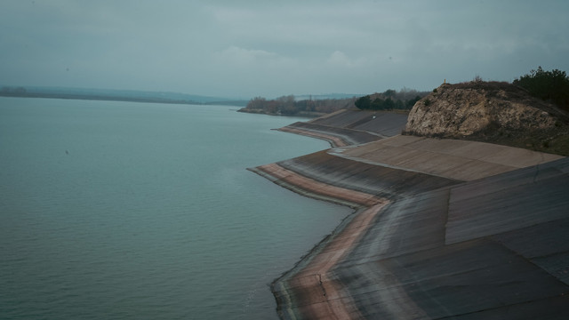 Ministrul Mediului anunță începerea lucrărilor de modernizare la Nodul Hidrotehnic Costești (FOTO) 