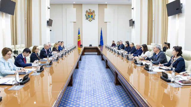 Guvernul evaluează progresul Planului de Creștere și pregătește al doilea raport semianual