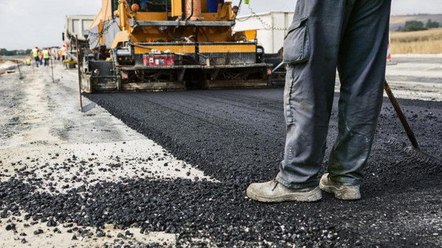 Un nou lot de 133 de proiecte pentru modernizarea drumurilor locale, prin Programul „Europa este aproape”, va primi finanțare din bugetul de stat

