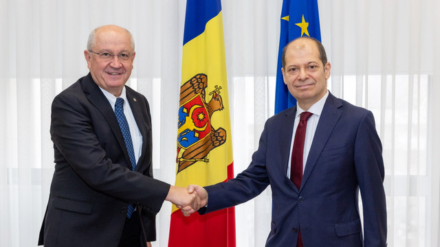 Cooperarea moldo-turcă, discutată de premierul Alexandru Munteanu și ambasadorul Turciei în Republica Moldova

