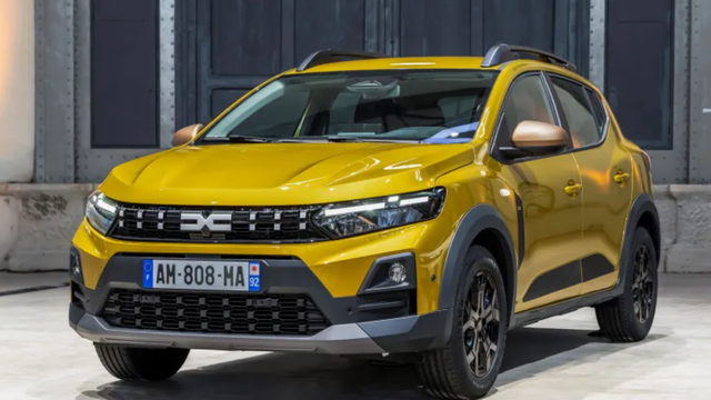 Dacia deschide în România comenzile pentru noile modele Sandero. Cât costă cea mai vândută mașină din Europa