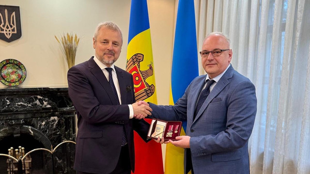 Fostul ministru al Culturii, Sergiu Prodan, decorat cu Ordinul de Merit al Ucrainei (FOTO)