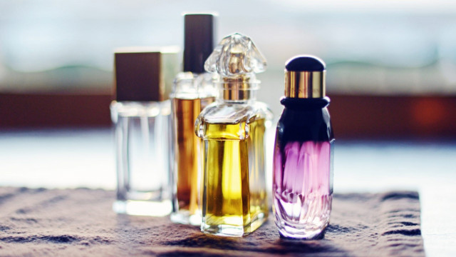 ANPC: Atenție cumpărători! Piețele pline de cosmetice și parfumuri contrafăcute
