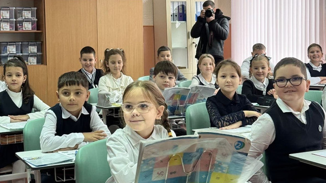 FOTO | România sprijină educația din Republica Moldova: noi dotări pentru școlile din Bălți și Rîșcani