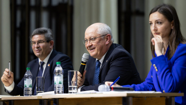 Premierul Alexandru Munteanu, în discuții cu cetățenii din raionul Călărași

