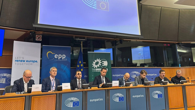 Conferință privind interferența străină și dezinformarea în alegerile din România și R. Moldova, organizată în Parlamentul European de patru eurodeputați români
