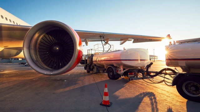 VIDEO | Statul refuză aprobarea activității investiționale a SRL „Lukoil-Moldova” și preia infrastructura petrolieră de la Aeroportul Internațional Chișinău