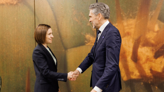 Maia Sandu a avut întrevederi cu oficiali de rang înalt ai Regatului Țărilor de Jos. Consolidarea securității și rezilienței R. Moldova, discutată la Haga (FOTO)