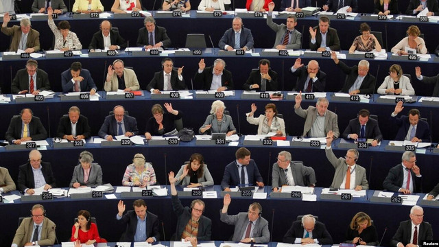 Eurodeputații susțin un Schengen militar, pentru a face față unei potențiale agresiuni ruse
