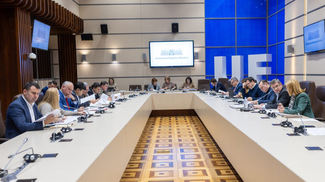 Parlamentul se întrunește joi în ședință. Suplimentul la ordinea de zi a fost aprobat de Biroul permanent

