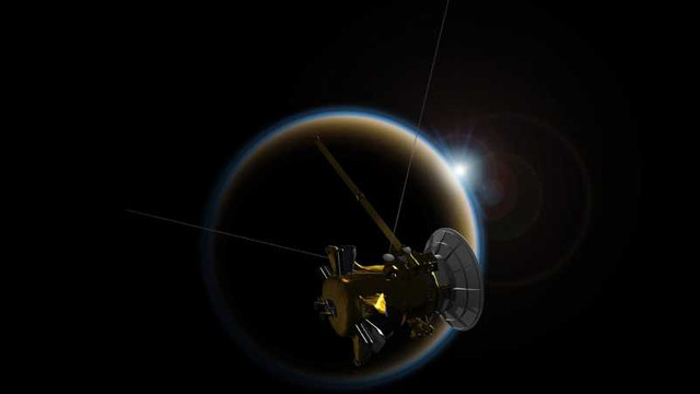 Titan, cel mai mare satelit al lui Saturn, ar putea fi presărat cu tunele pline de viață (studiu)
