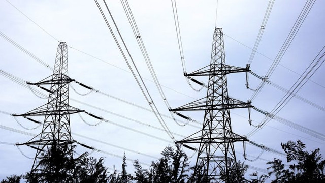 Obligația de serviciu public pentru Energocom, prelungită până la sfârșitul anului 2026, pentru a asigura securitatea aprovizionării cu energie electrică

