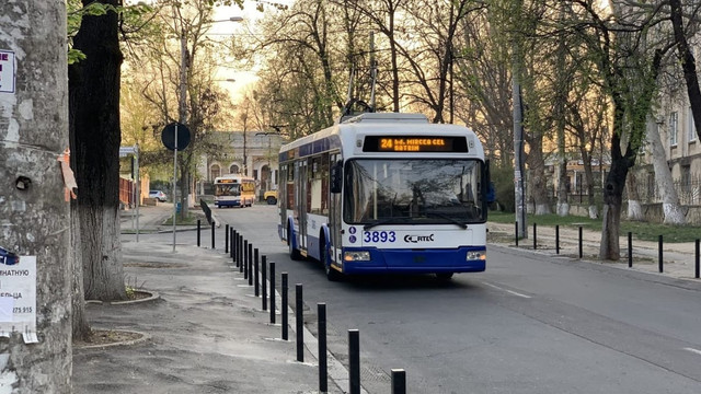 Deranjament la rețeaua de contact din capitală. Este afectată circulația troleibuzelor nr. 12, 21, 23 și 24
