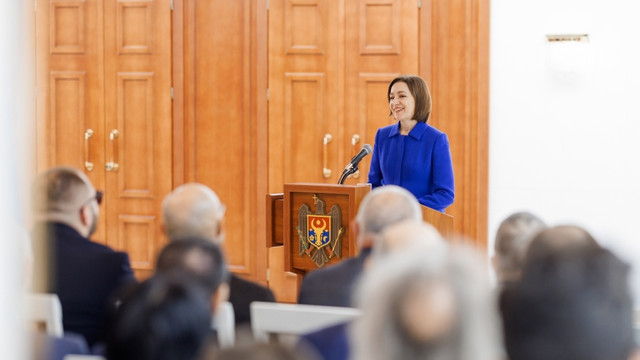 Maia Sandu a acordat distincții de stat mai multor personalități din diverse domenii pentru merite deosebite (FOTO)