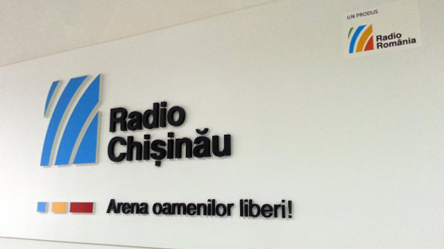 Echipa Radio România Chișinău vă dorește Crăciun fericit!
