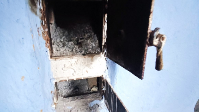Două persoane dintre care o minoră s-au intoxicat de la sobă cu monoxid de carbon în raionul Nisporeni
