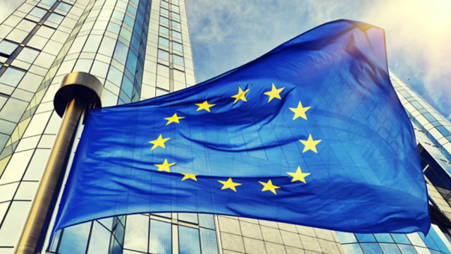 Comisia Europeană oferă tinerilor peste 40.000 de permise de călătorie gratuite în UE