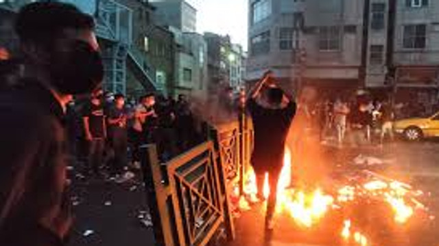 Val de proteste în Iran: Cel puțin 72 de persoane au fost ucise