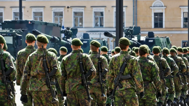 Comisarul european pentru Apărare: UE ar trebui să ia în considerare crearea unei forțe militare europene permanente