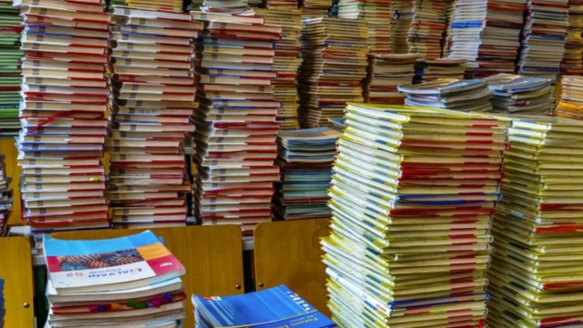 Elevii din Rep. Moldova vor primi din 2027 o nouă generație de manuale școlare. Dan Perciun: Vom porni procesul de certificare a autorilor de manuale
