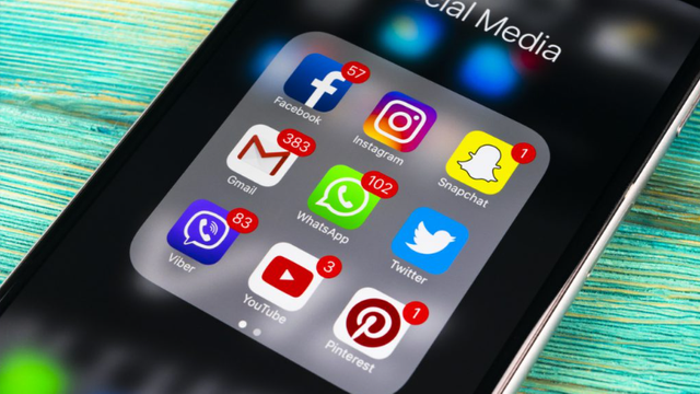 Raport: Sute de conturi false au fost mobilizate pe platformele social media după alegeri, pentru creșterea tensiunilor sociale din R. Moldova