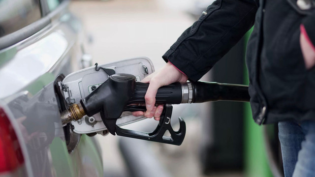 Benzina va costa mai mult mâine, 19 februarie