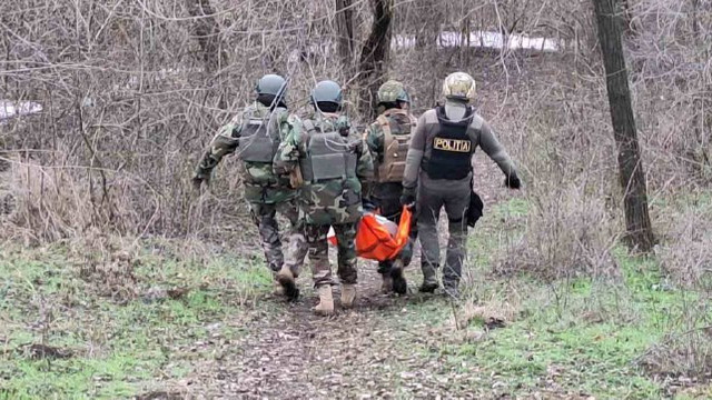 Drona găsită la Crocmaz a fost dezamorsată. Avea 50 kg de explozibil
