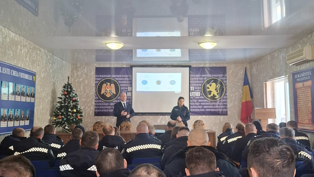 Funcționari din Fălești și Sângerei, instruiți în domeniul integrității și prevenirii corupției

