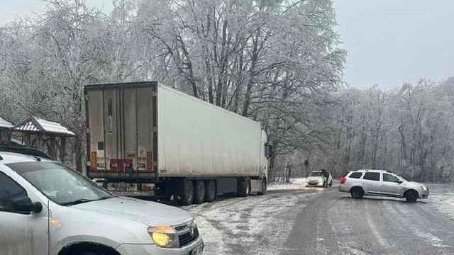Traficul autovehiculelor de mare tonaj, restricționat în toate punctele de trecere a frontierei

