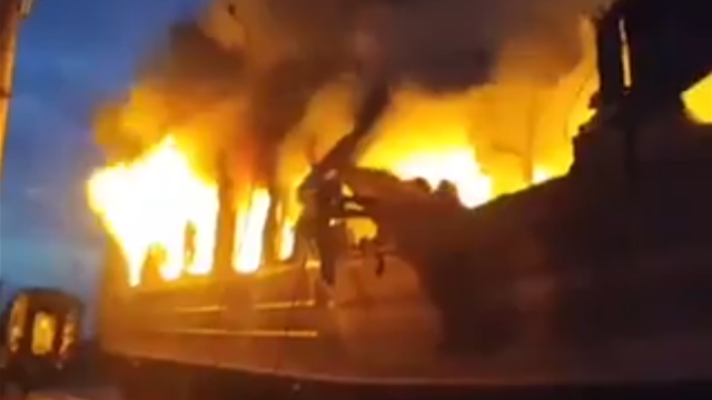 Atacurile rusești au ucis opt persoane în Ucraina: tren lovit în nord-est, bombardamente în Odesa. Rusia a lansat 165 de drone