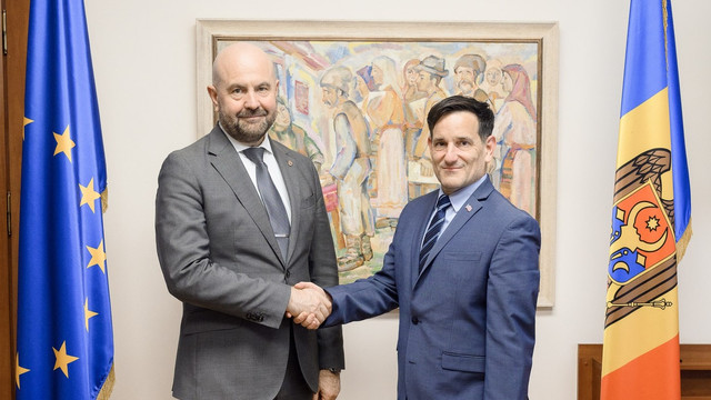 Perspectivele cooperării moldo-americane în domeniul infrastructurii au fost  analizate de vicepremierul Vladimir Bolea cu Nick Pietrowicz

