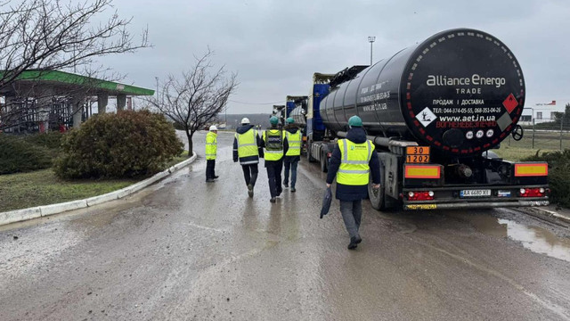 Controale intensificate la frontieră: Autoritățile verifică calitatea motorinei importate

