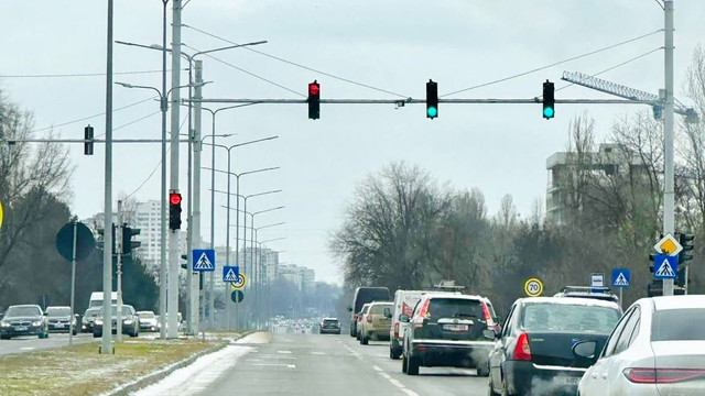 UPDATE. Semafoarele revin treptat la regimul normal de funcționare. Toate troleibuzele circulă pe traseele stabilite