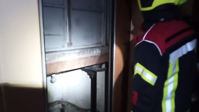 IGSU: 16 persoane, deblocate din ascensoare în urma întreruperii masive de curent