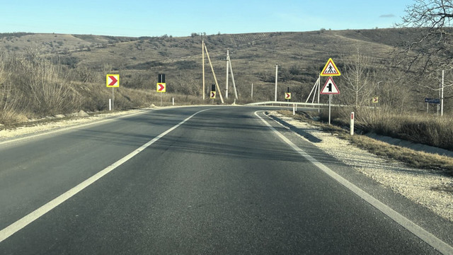 AND: Drumurile naționale sunt practicabile, pe alocuri cu ghețuș în zona de nord

