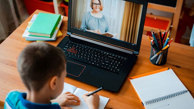 Elevii din Chișinău vor învăța online pe 18 februarie. Anunțul primarului Ion Ceban