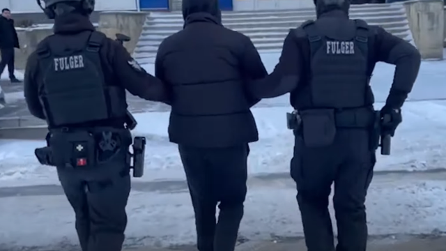 Cine este liderul grupului criminal care, sub coordonarea serviciilor speciale ruse, pregătea asasinate asupra unor oficiali de la Kiev. Detaliile Poliției Naționale a Republicii Moldova