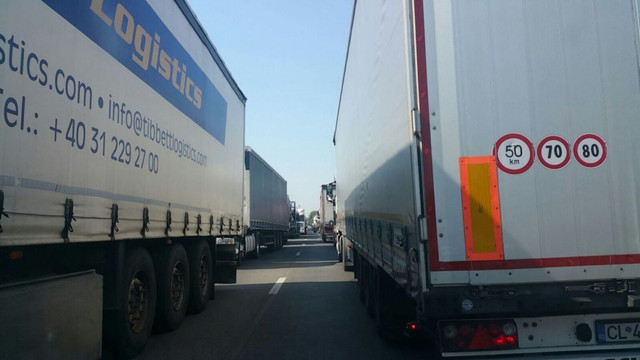 Bulgaria suspendă circulația camioanelor pe două drumuri naționale din cauza vremii

