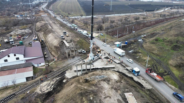 Aproximativ 65 de milioane de lei pentru modernizarea podului peste Răut și a pasajului peste calea ferată din zona de ocolire a orașului Bălți (FOTO)