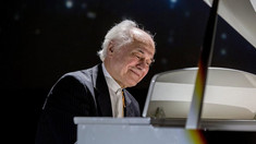 Aplauze în Parlament în memoria lui Eugen Doga. Igor Grosu „Un geniu al muzicii și un simbol al culturii naționale”