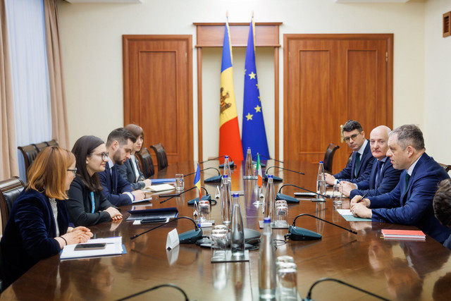 Cristina Gherasimov și Thomas Byrne, în discuții la Chișinău despre accelerarea aderării R. Moldova la Uniunea Europeană (FOTO)