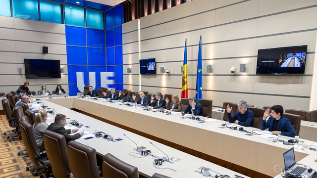 Deputații se întrunesc joi în ședință. Proiectele incluse pe ordinea de zi 