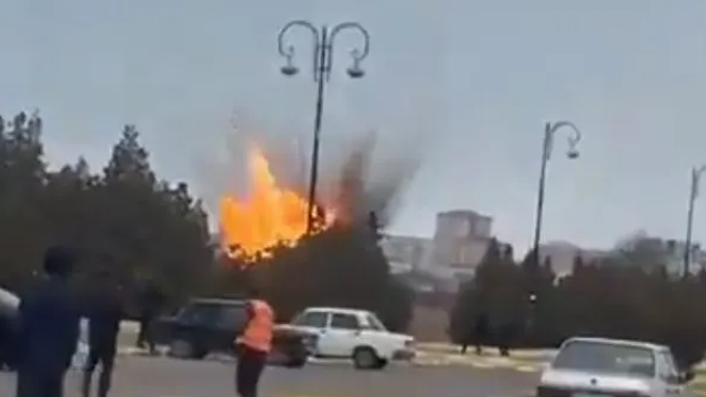 VIDEO | Încă o țară a fost atacată cu drone și rachete din Iran. Incendiu la un aeroport internațional